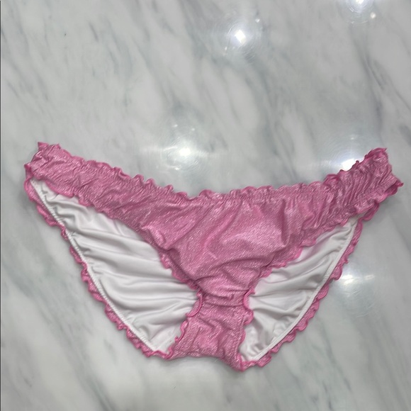 NWOT Victoria Pink Ruffled Bikini - Picture 8 of 11